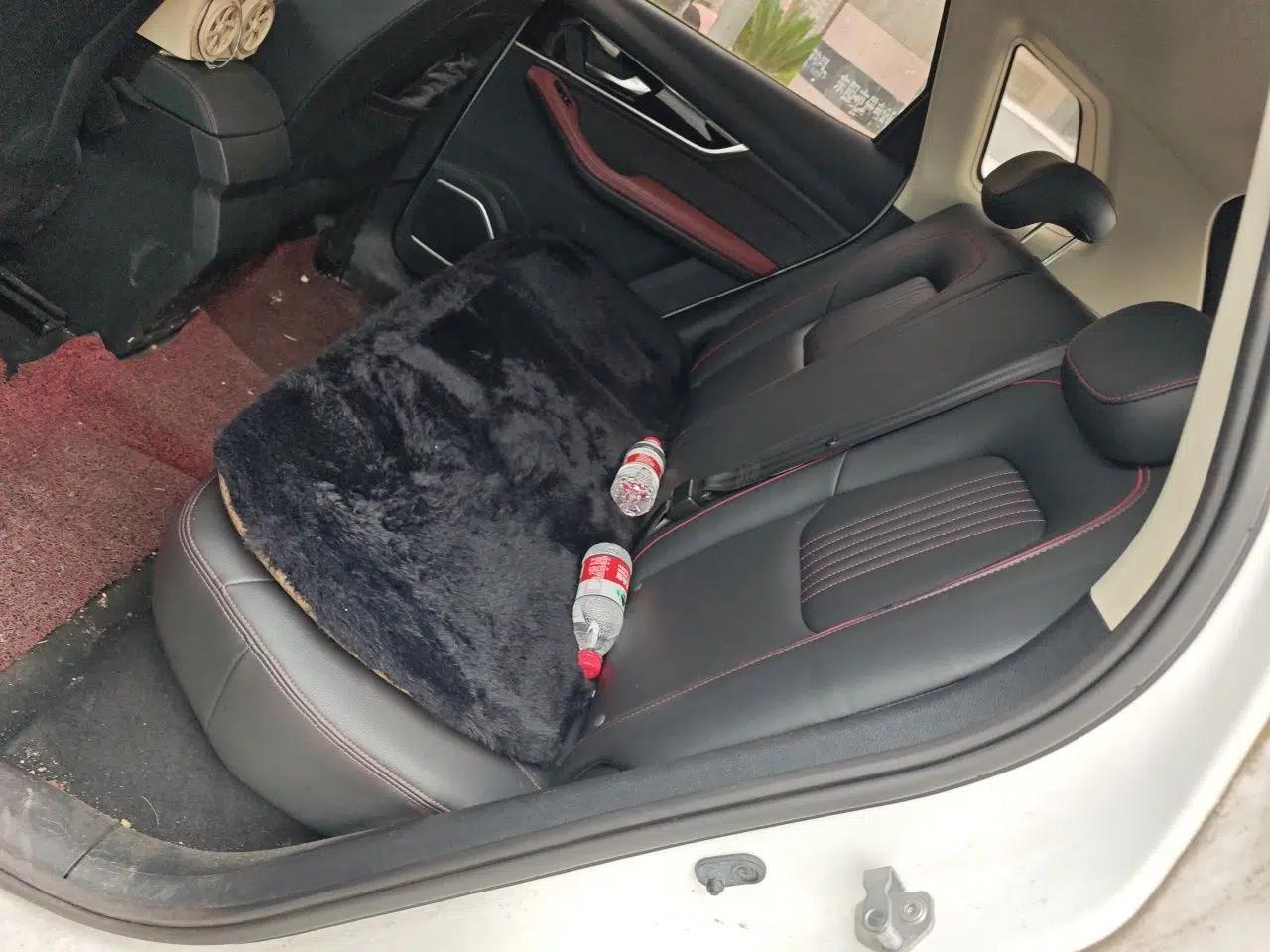 Bestune T33 2019 1.6L Manual Luxury Edition China VI — миниатюра 17