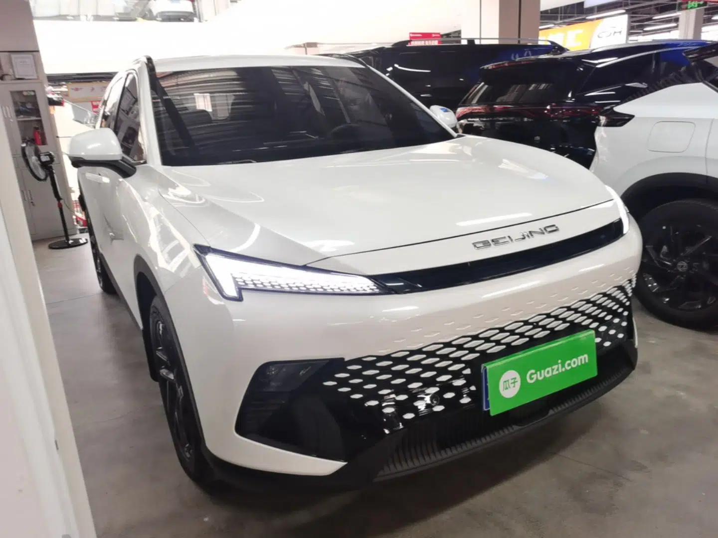 BAIC Rubik 2023 1.5T DCT Golden Edition — миниатюра 3