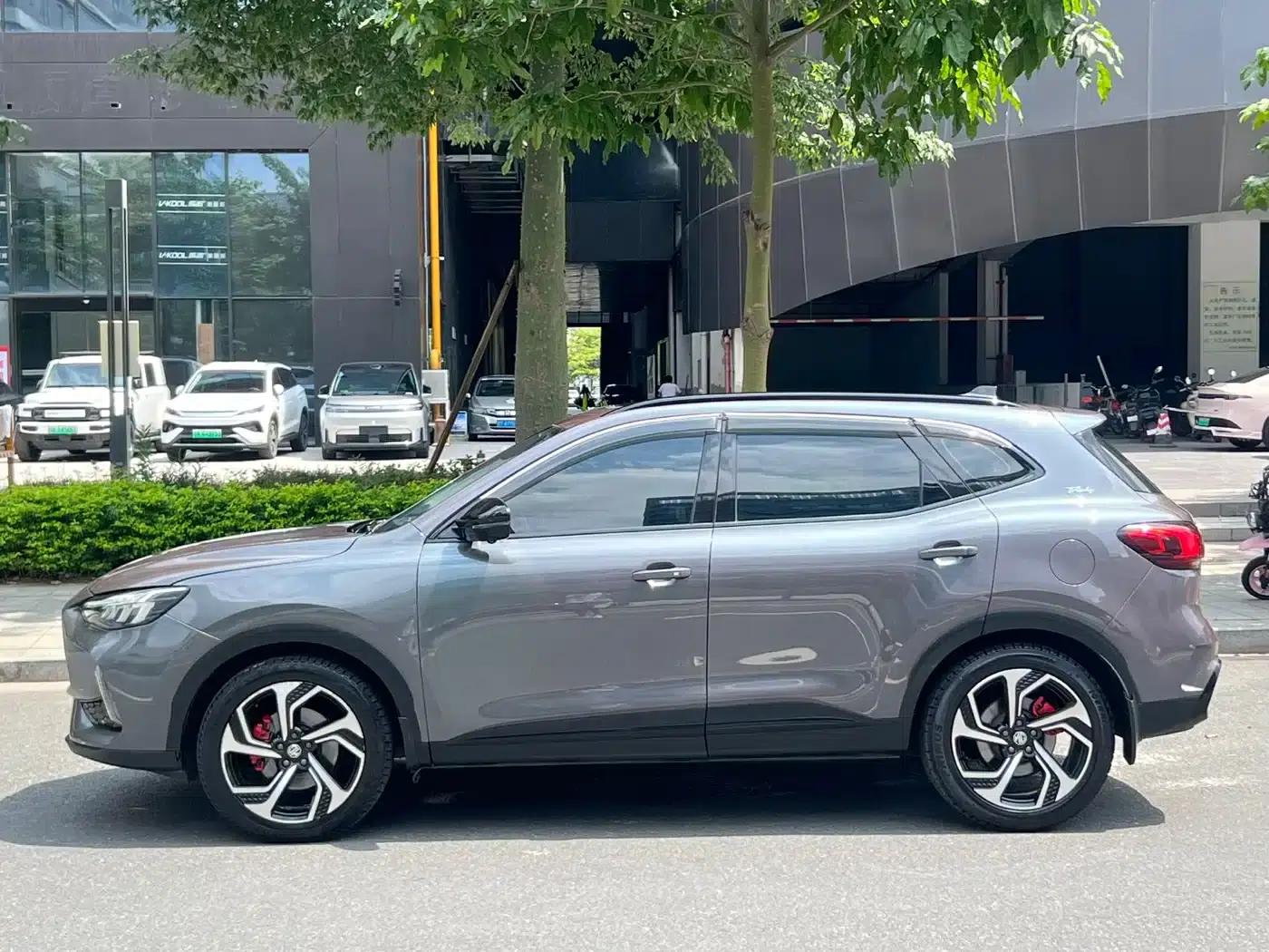 MG Pilot 2021 400TGI Automatic 2WD Trophy Flagship Edition — миниатюра 7