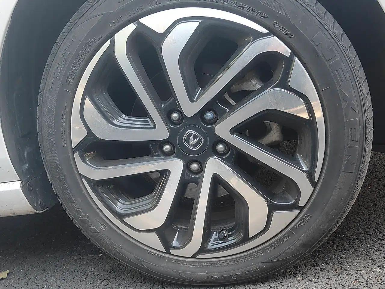 CHANGAN Eado New Energy 2019 EV460 Smart Edition — миниатюра 8