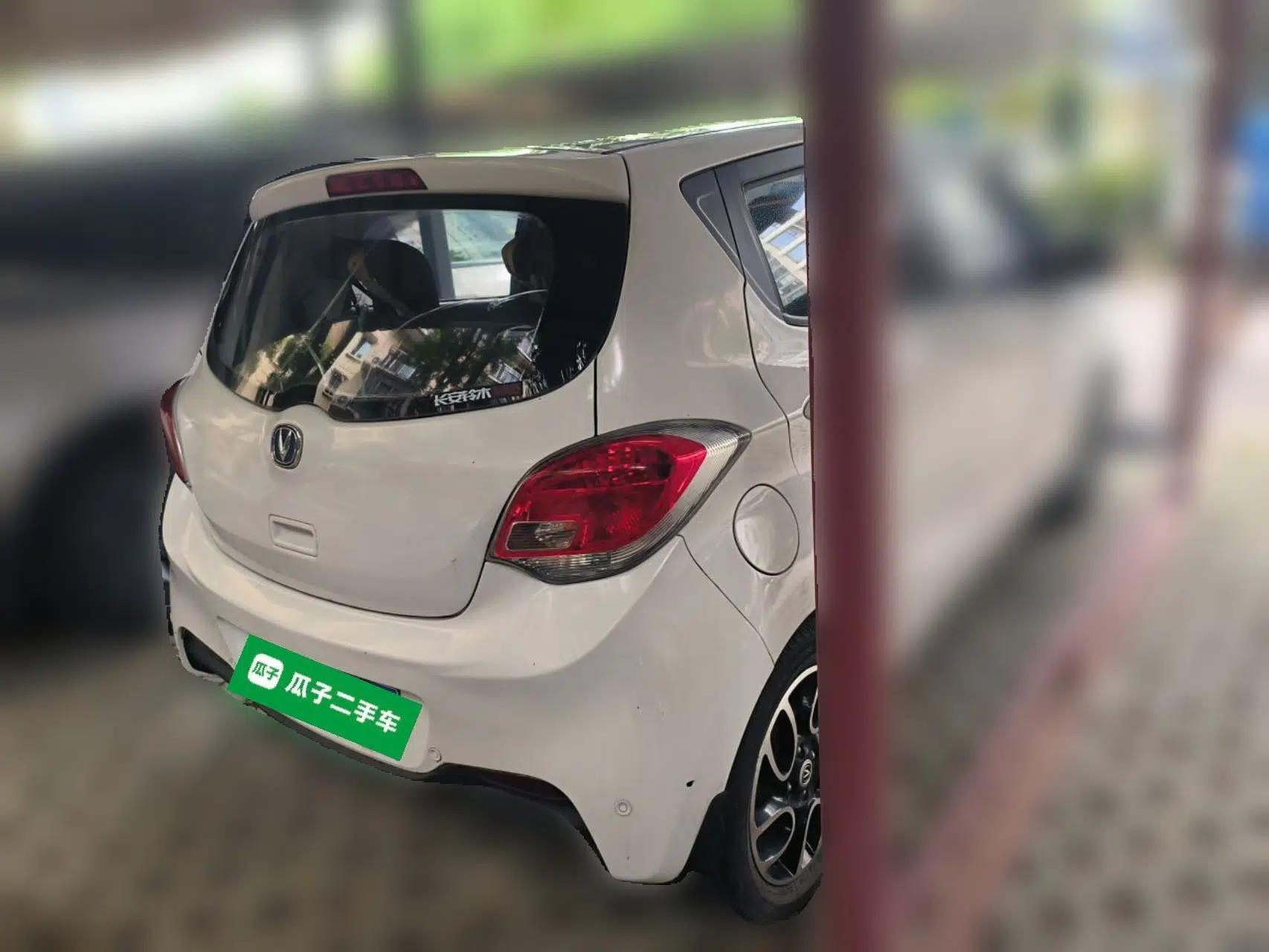 CHANGAN Benni 2015 1.4L IMT Luxury Model China V Standard — миниатюра 6