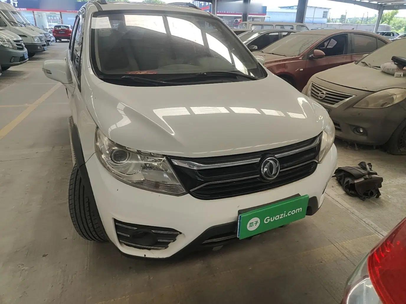 FORTHING Joyear XV 2015 1.6L CVT Luxury Model — миниатюра 2
