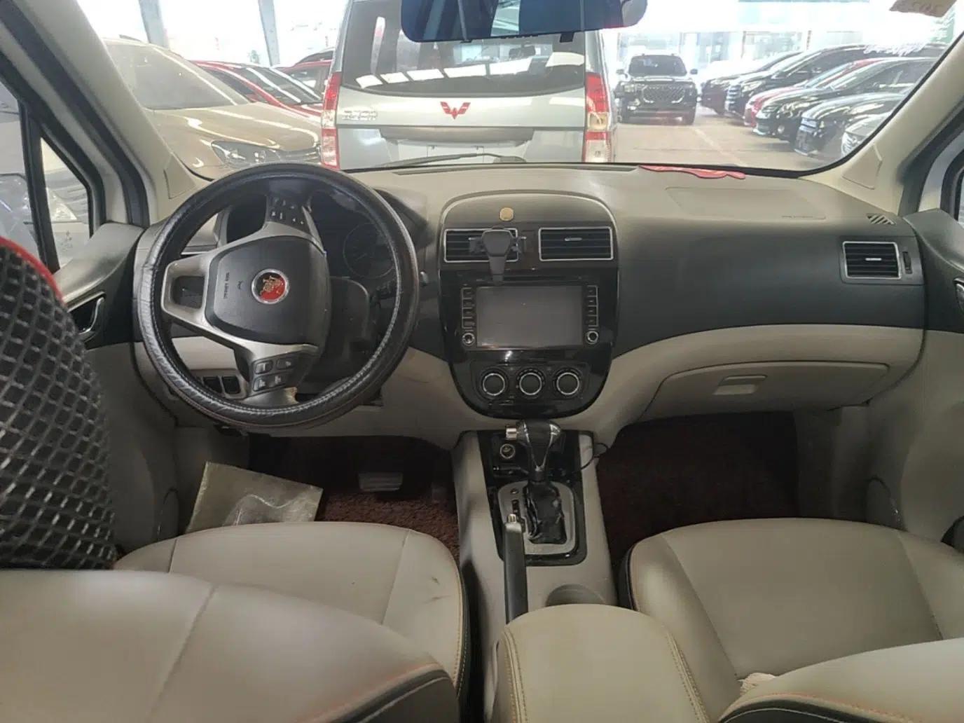FORTHING Joyear XV 2015 1.6L CVT Luxury Model — миниатюра 22