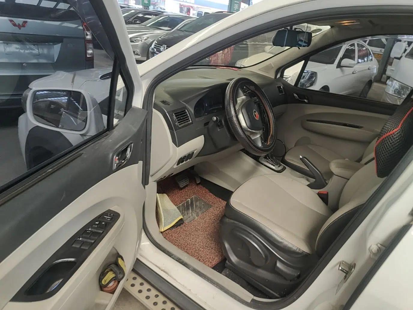 FORTHING Joyear XV 2015 1.6L CVT Luxury Model — миниатюра 28