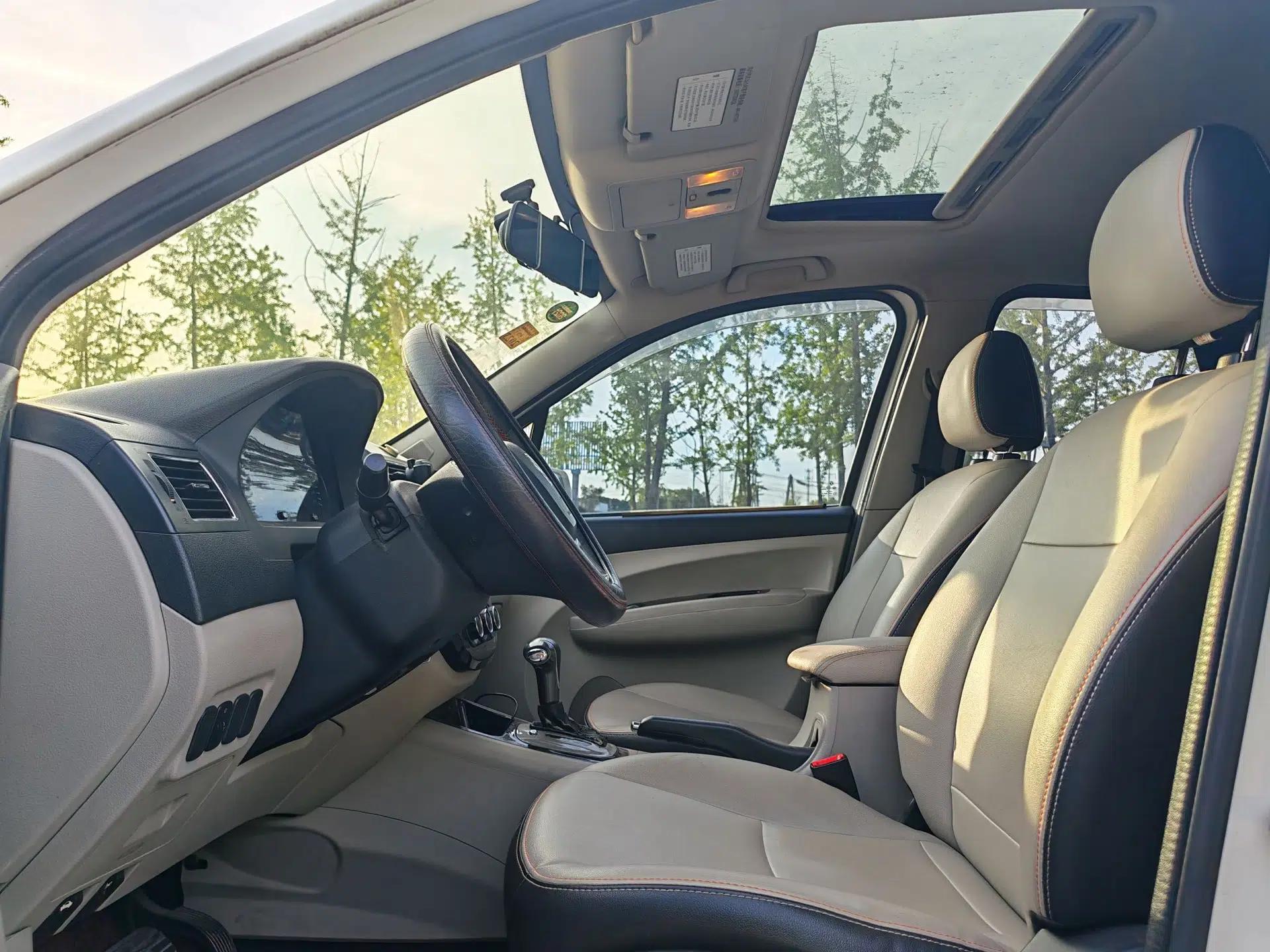FORTHING Joyear XV 2015 1.6L CVT Luxury Model — миниатюра 34