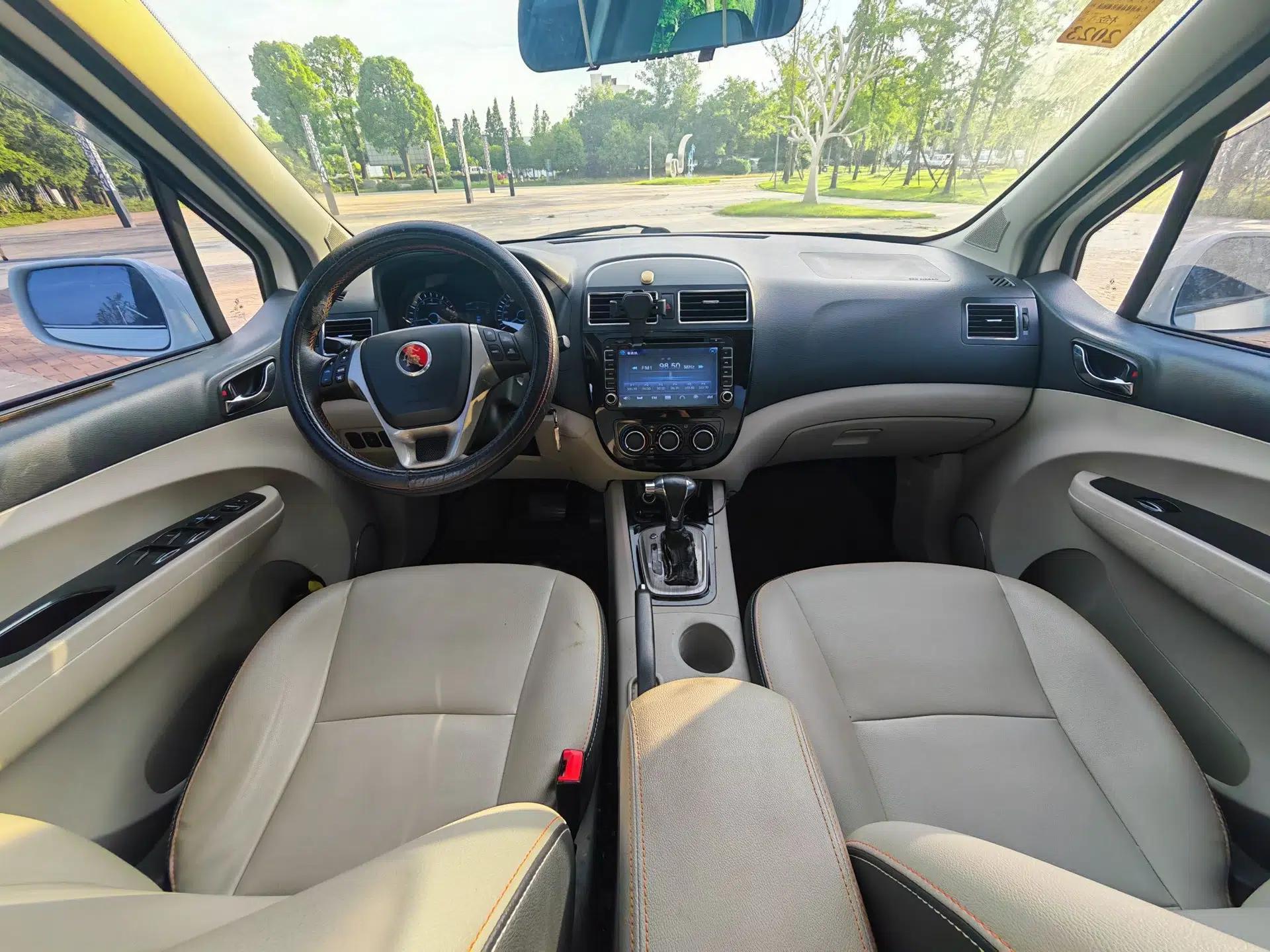 FORTHING Joyear XV 2015 1.6L CVT Luxury Model — миниатюра 36