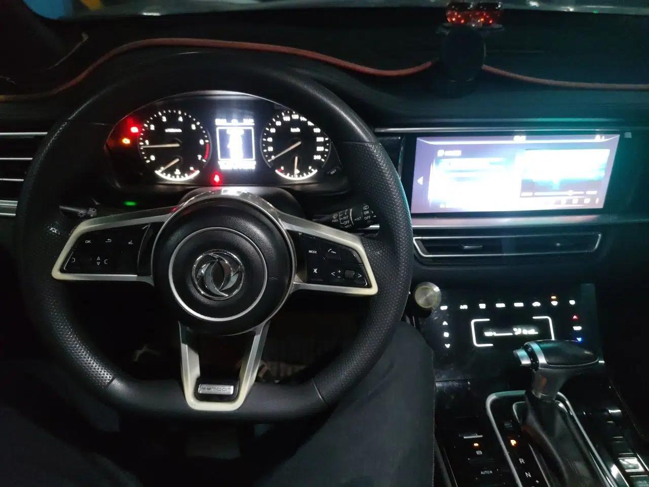 Dongfeng Fengon ix7 2020 2.0 TGDI Automatic Two-Wheel Drive Urban Luxury Edition — миниатюра 9