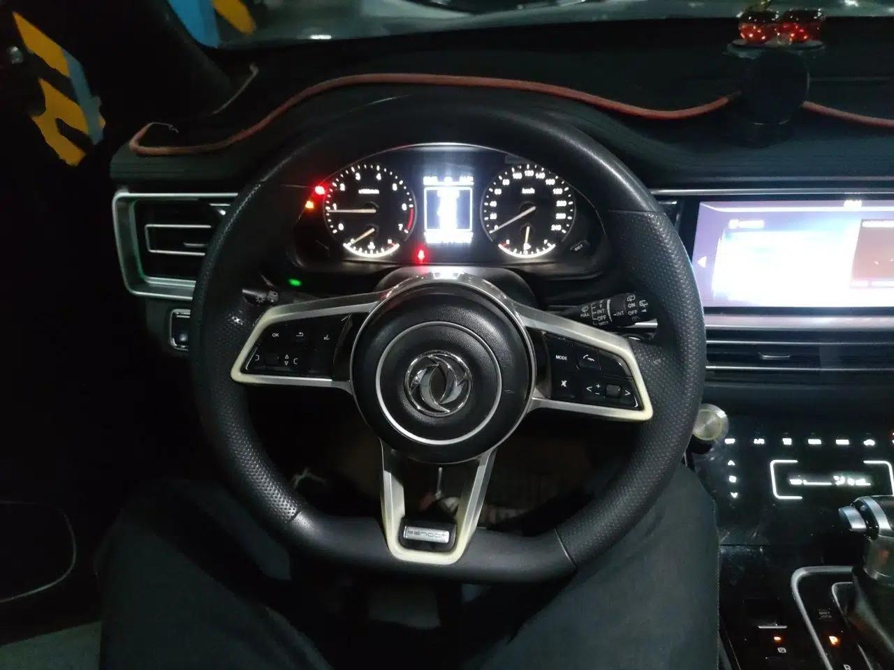 Dongfeng Fengon ix7 2020 2.0 TGDI Automatic Two-Wheel Drive Urban Luxury Edition — миниатюра 10