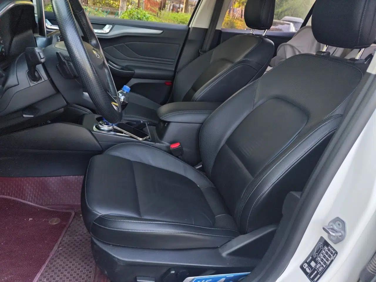 Ford Focus Active 2020 EcoBoost 180 Automatic Titanium Edition — миниатюра 15