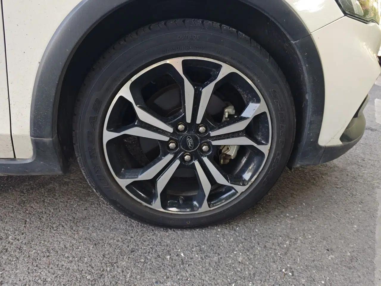Ford Focus Active 2020 EcoBoost 180 Automatic Titanium Edition — миниатюра 8
