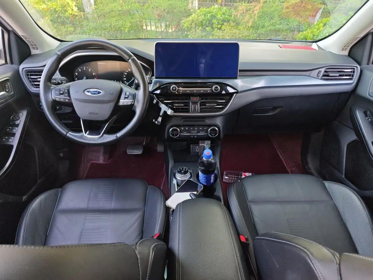 Ford Focus Active 2020 EcoBoost 180 Automatic Titanium Edition — миниатюра 9