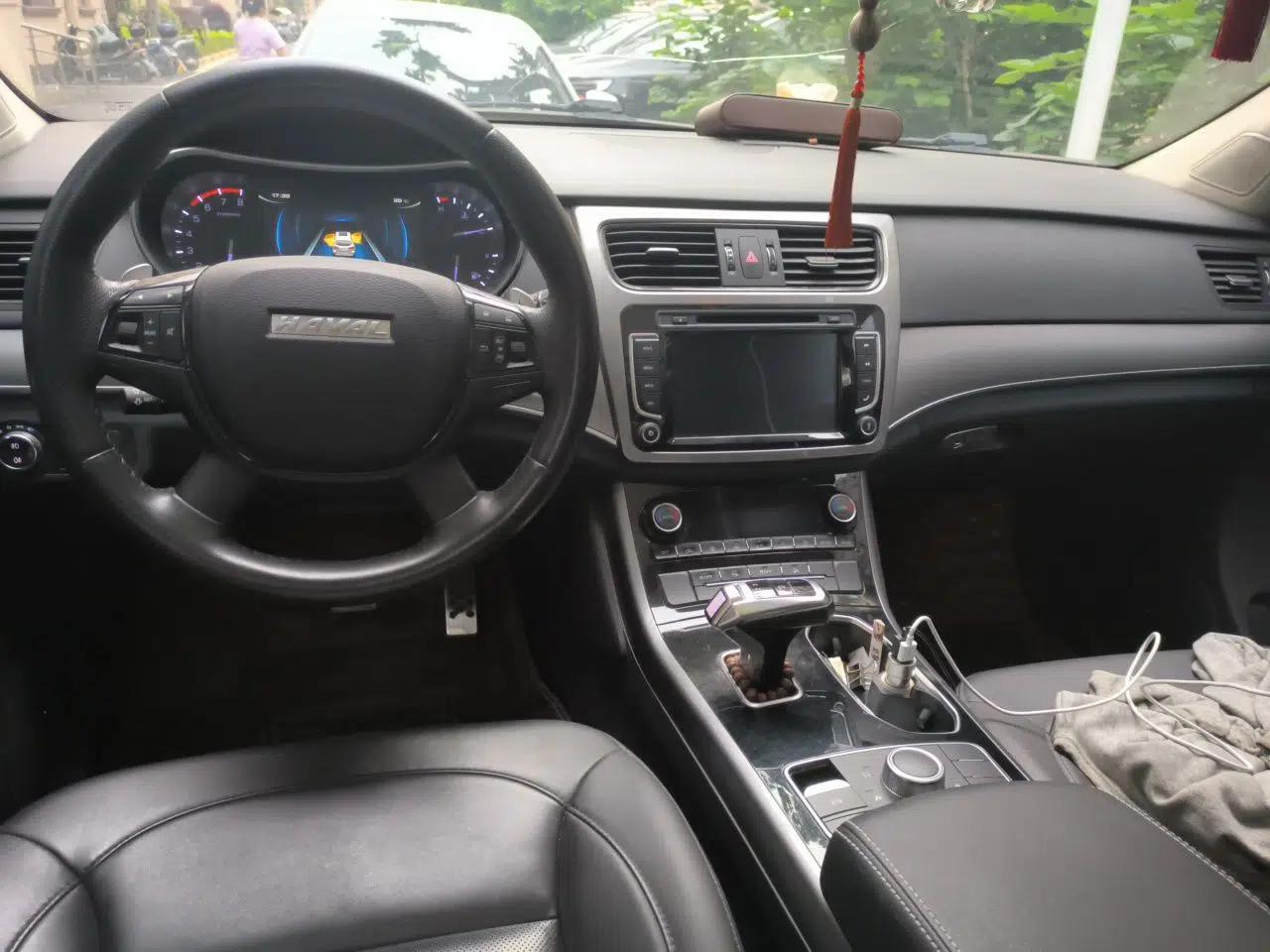 Haval H8 2017 2.0T Gasoline Two-Wheel Drive Smart Edition — миниатюра 9