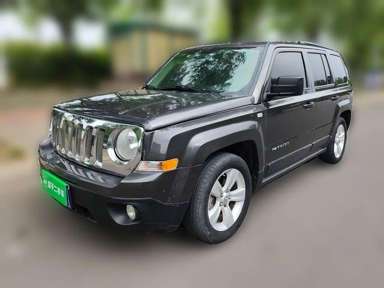 Jeep Patriot 2014 2.4L Sport Edition — миниатюра 1