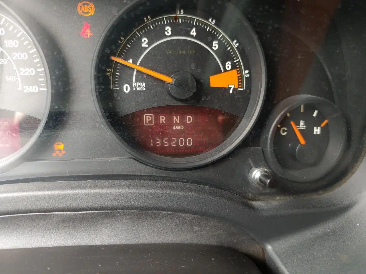 Jeep Patriot 2014 2.4L Sport Edition — миниатюра 12