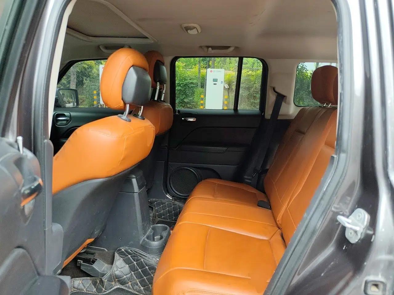 Jeep Patriot 2014 2.4L Sport Edition — миниатюра 17