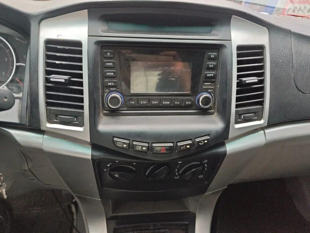 Jinbei Jindian 2014 2.4T Golden 009 Diesel Comfort Version with Long Wheelbase — миниатюра 13