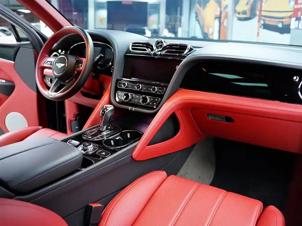 Bentayga Plug-in Hybrid 2021 3.0T PHEV — миниатюра 50