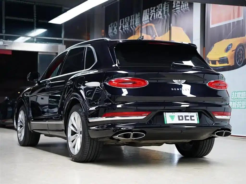 Bentayga Plug-in Hybrid 2021 3.0T PHEV — миниатюра 60
