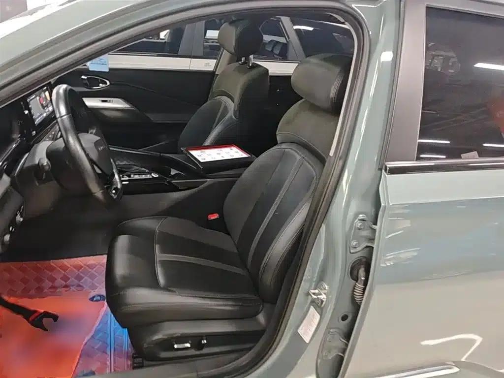 Baojun Valli 2021 1.5T Nagqu Fanxing CVT Flagship Edition — миниатюра 15
