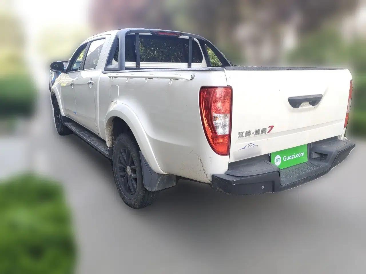 JMC Yuhu 7 2022 2.0T Automatic Diesel Two-Wheel Drive Comfort Plus Long Wheelbase — миниатюра 4