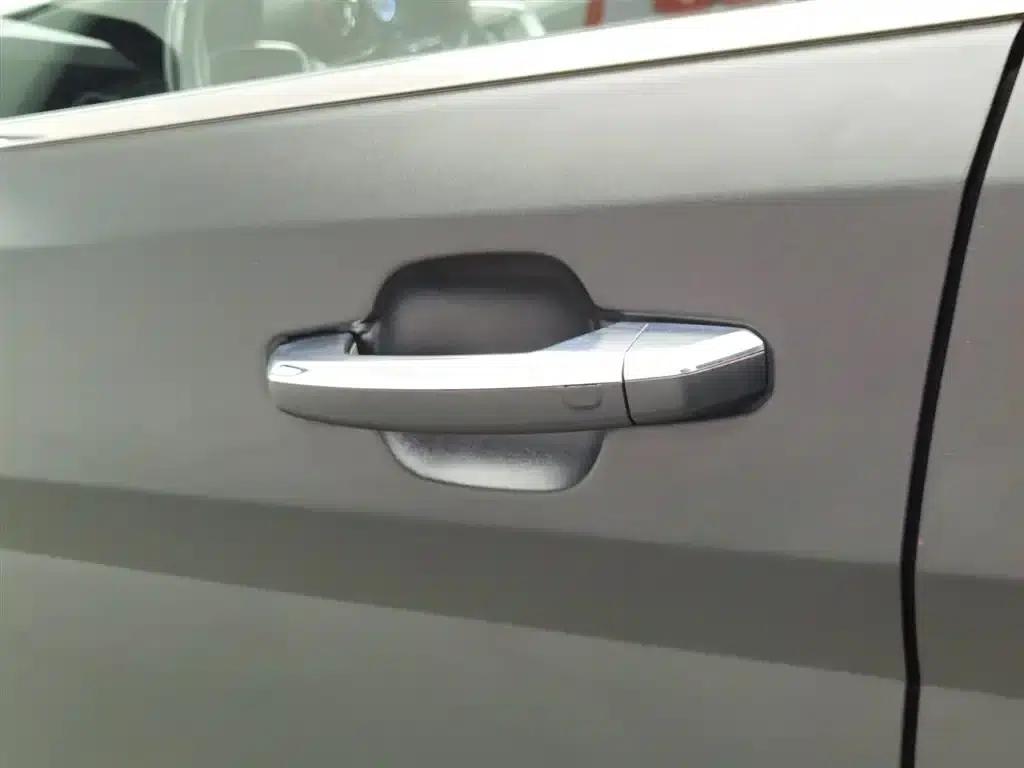 Beijing BJ20 2016 1.5T CVT Luxury Edition — миниатюра 18