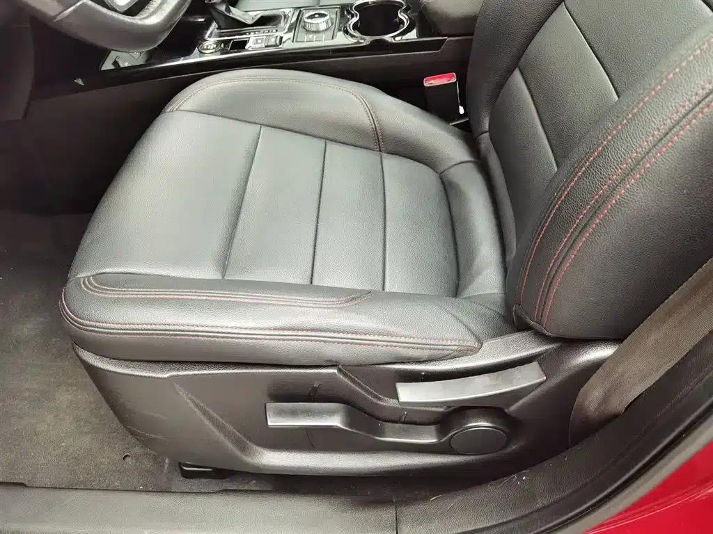 Beijing BJ20 2016 1.5T CVT Luxury Edition — миниатюра 20