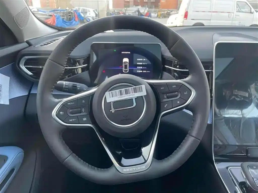 Bestune T90 2023 1.5T DCT Automatic Luxury Edition — миниатюра 16