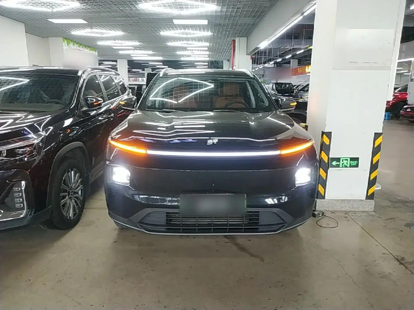 JETOUR Shanhai L7 2024 1.5T 120km MAX 5-Seater — миниатюра 2