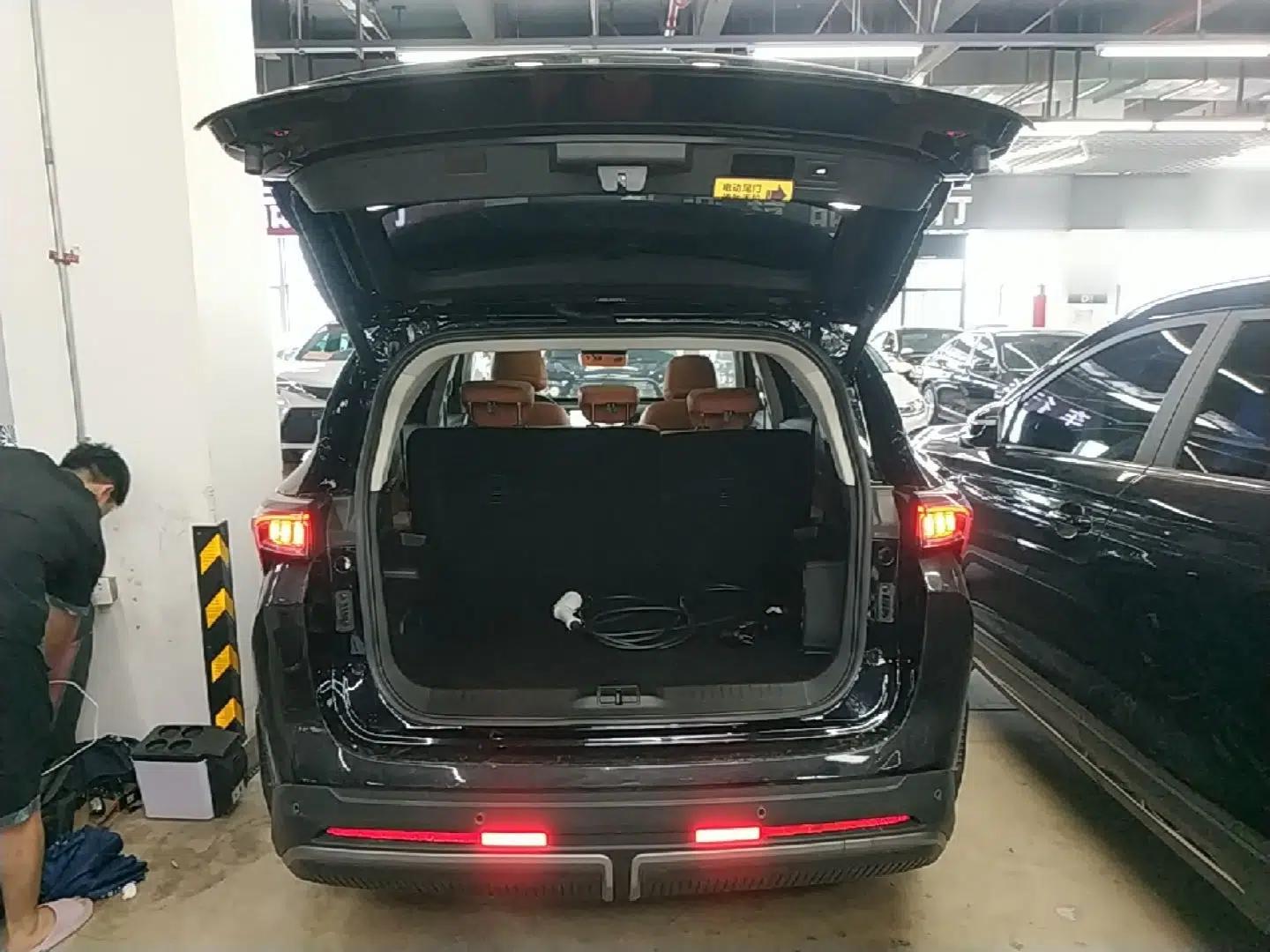 JETOUR Shanhai L7 2024 1.5T 120km MAX 5-Seater — миниатюра 22