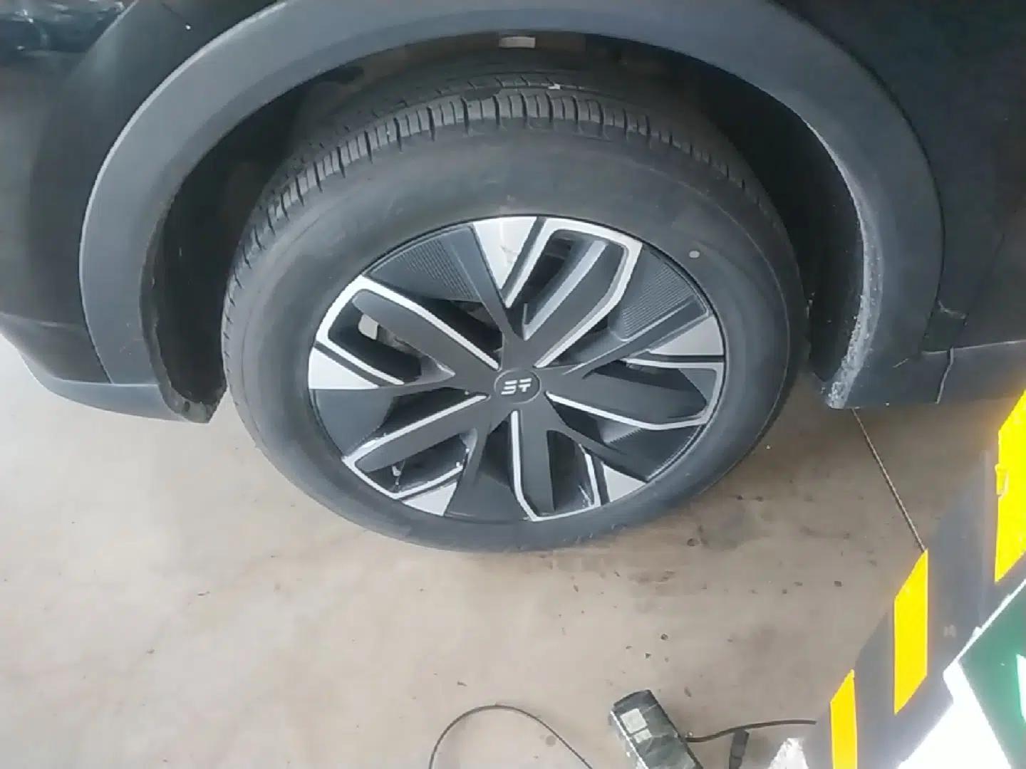JETOUR Shanhai L7 2024 1.5T 120km MAX 5-Seater — миниатюра 10