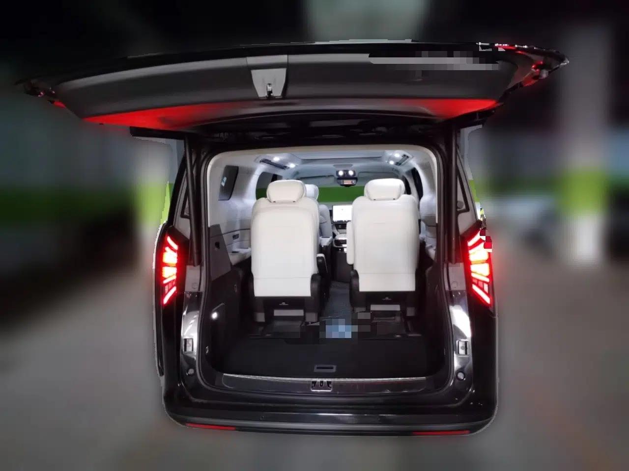 Geely Galaxy LEVC L380 2025 650 km Flagship Edition All-Wheel Drive — миниатюра 16