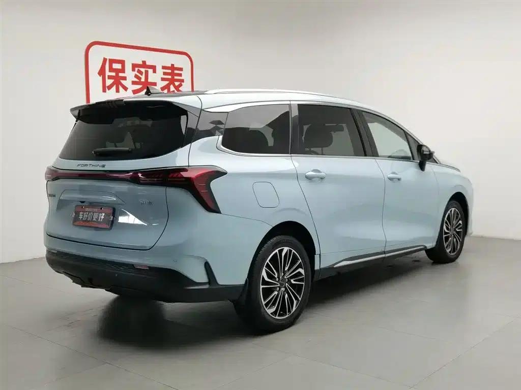 Fengxing Yacht 2022 1.5T DCT Sailing Edition — миниатюра 2