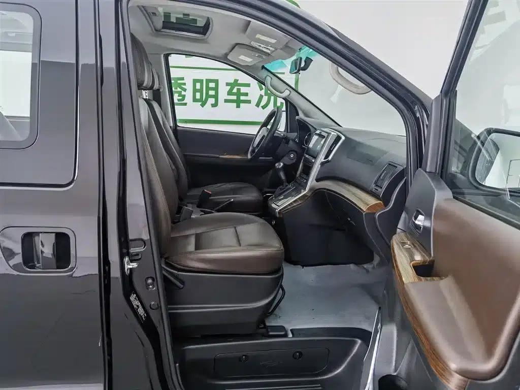 Fengxing CM7 2018 2.0T Automatic Classic Premium Edition — миниатюра 23