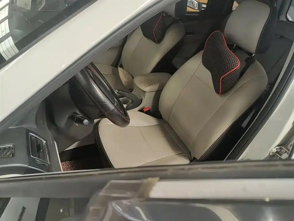 Jingyi XV 2015 1.6L CVT Deluxe Edition — миниатюра 15