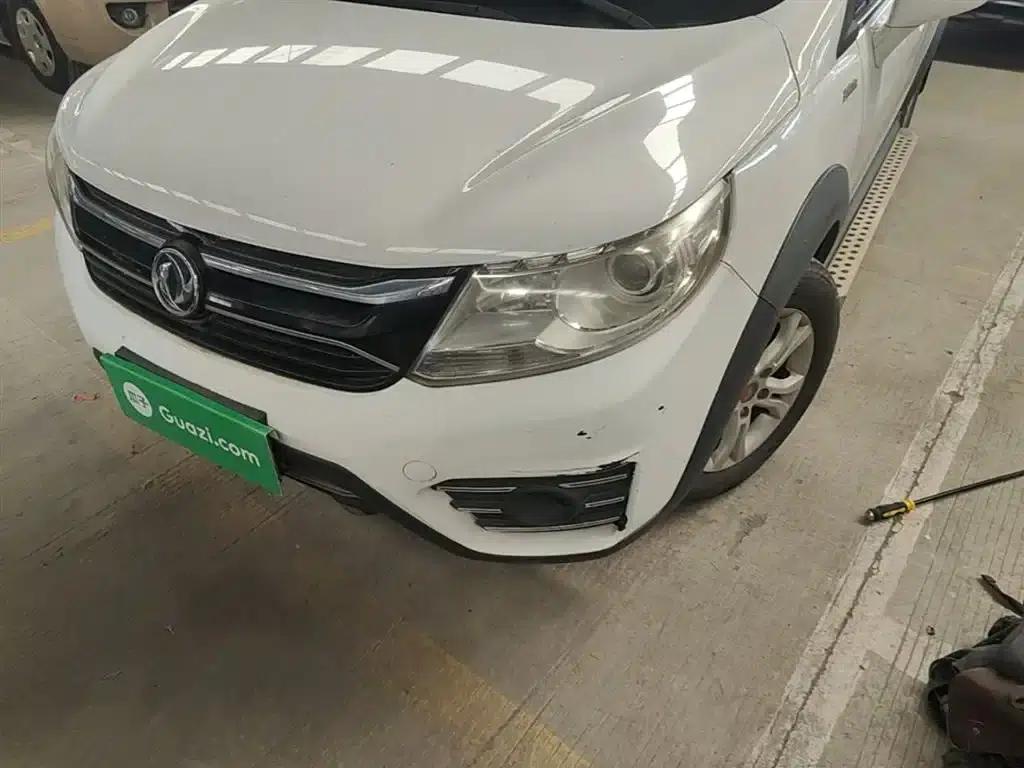Jingyi XV 2015 1.6L CVT Deluxe Edition — миниатюра 24