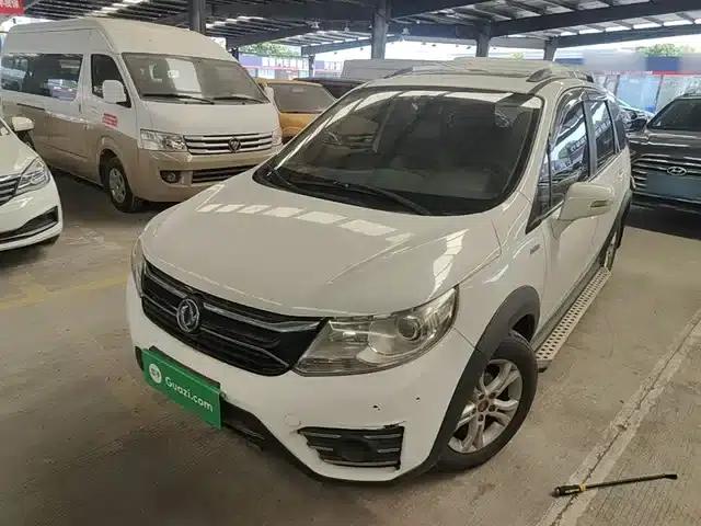 Jingyi XV 2015 1.6L CVT Deluxe Edition