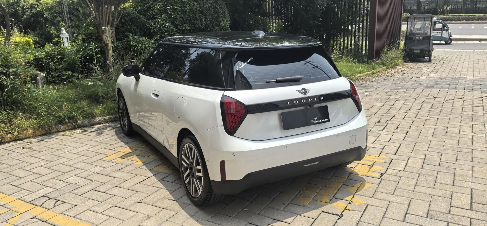 MINI Electric COOPER 2024 456km COOPER E Classic Edition — миниатюра 5