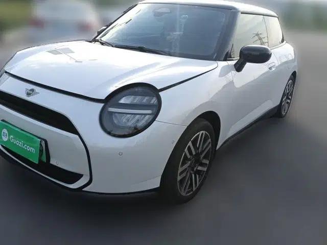MINI Electric COOPER 2024 456km COOPER E Classic Edition