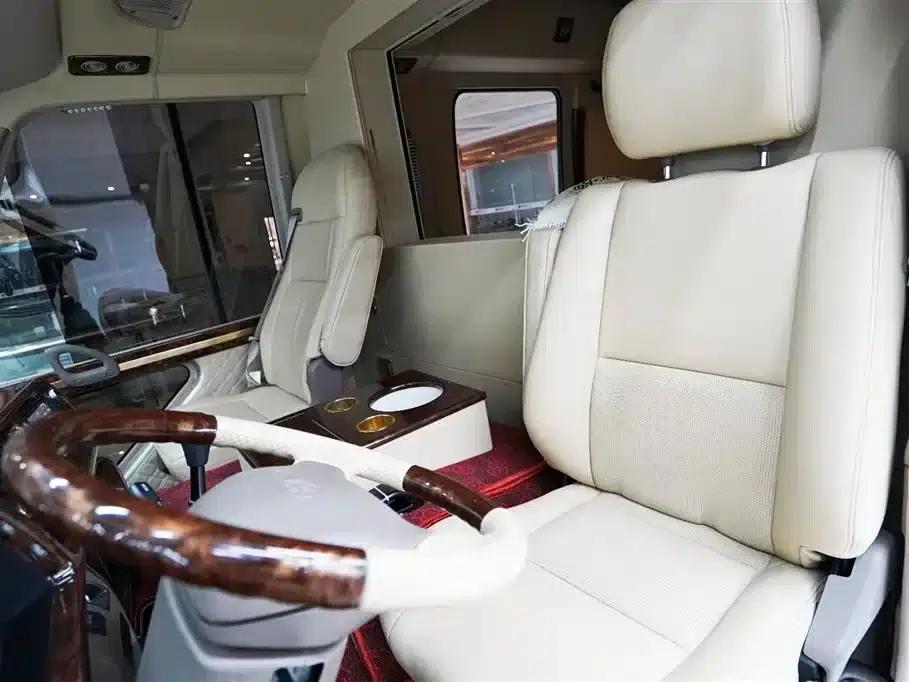2019 Toyota Coaster 4.0L Premium Model GRB53L-ZCMSK 20-seater 9GR — миниатюра 2