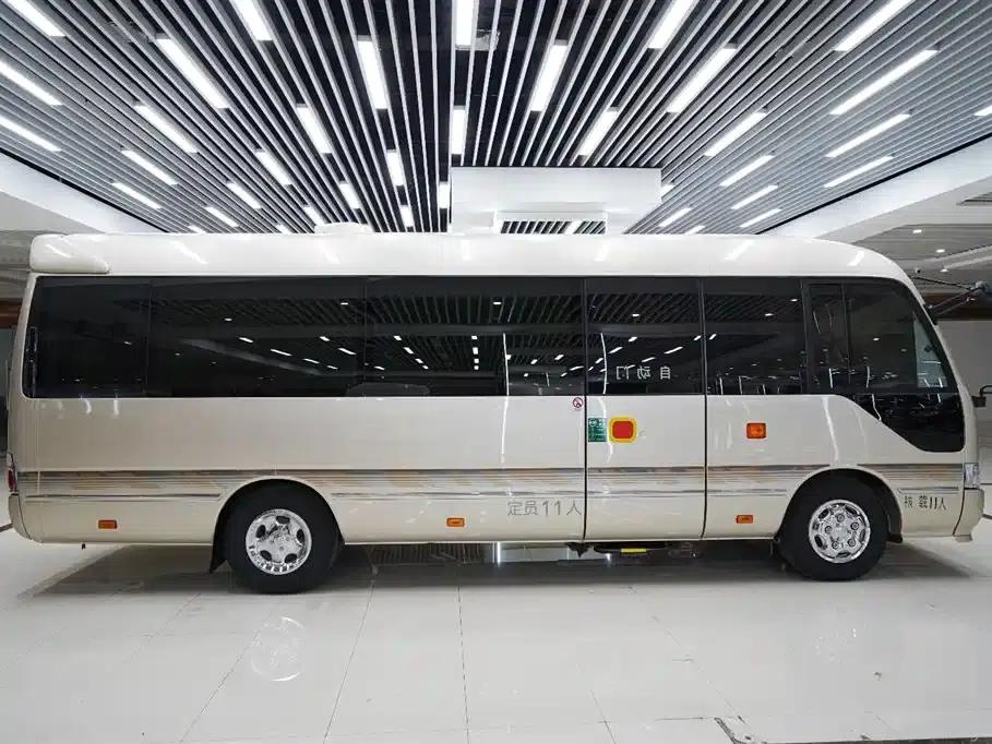 2019 Toyota Coaster 4.0L Premium Model GRB53L-ZCMSK 20-seater 9GR — миниатюра 19