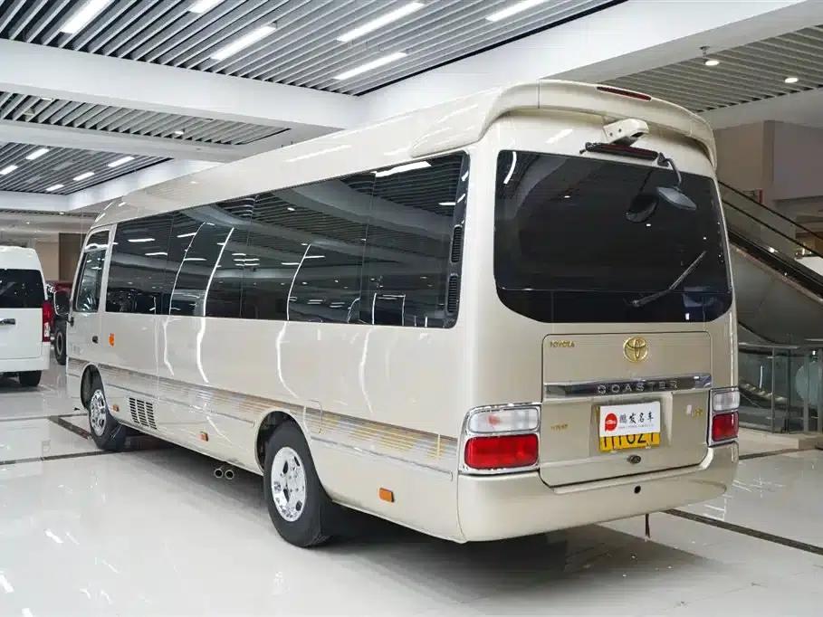 2019 Toyota Coaster 4.0L Premium Model GRB53L-ZCMSK 20-seater 9GR — миниатюра 21