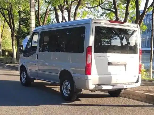 New Generation Ford Transit 2019 Model 2.2T Multi-functional Short Wheelbase Mid-Low Roof 6-Seater National VI Emission Standard — миниатюра 2