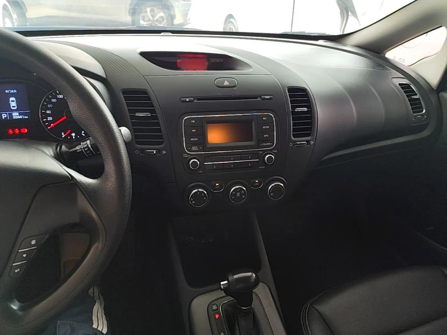 Kia K3S 2014 1.6L Automatic GL — миниатюра 12