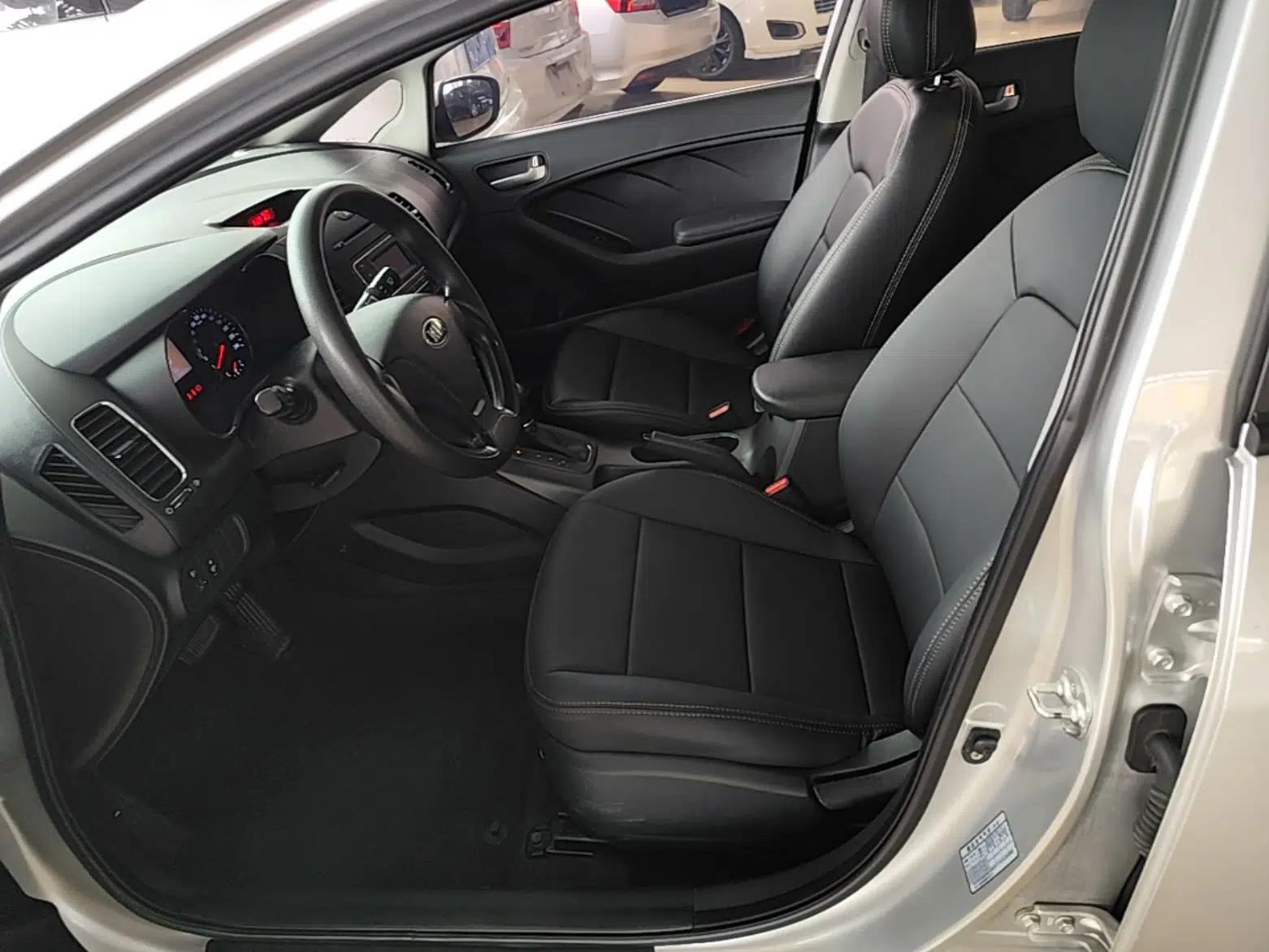 Kia K3S 2014 1.6L Automatic GL — миниатюра 17
