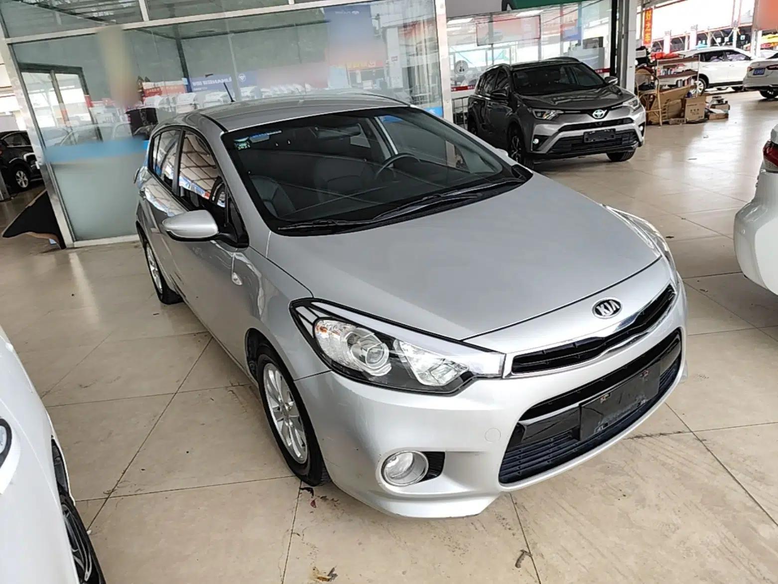Kia K3S 2014 1.6L Automatic GL — миниатюра 3