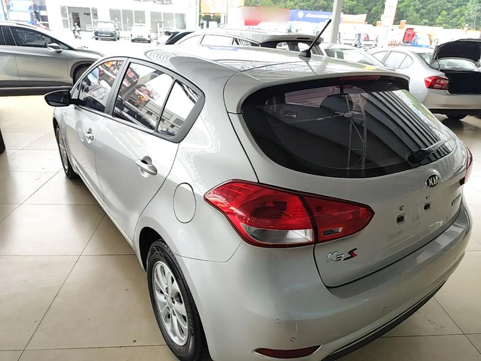 Kia K3S 2014 1.6L Automatic GL — миниатюра 4