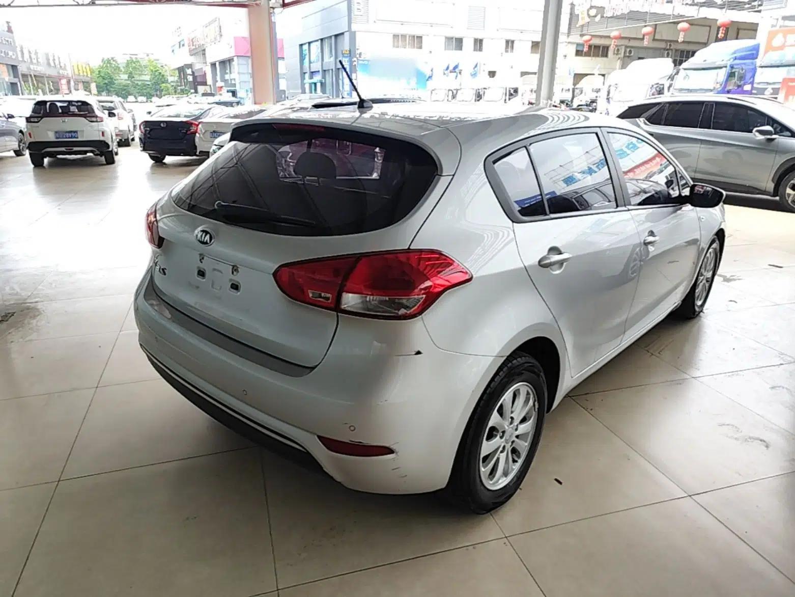 Kia K3S 2014 1.6L Automatic GL — миниатюра 6