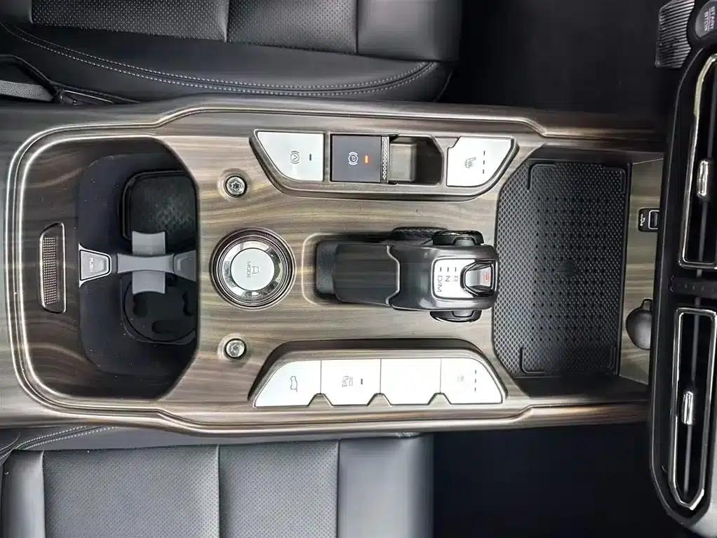 Haval Big Dog PLUS New Energy 2023 DHT-PHEV 105km Trendy Electric Edition Plus — миниатюра 14
