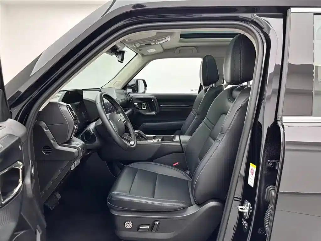 Haval Big Dog PLUS New Energy 2023 DHT-PHEV 105km Trendy Electric Edition Plus — миниатюра 19