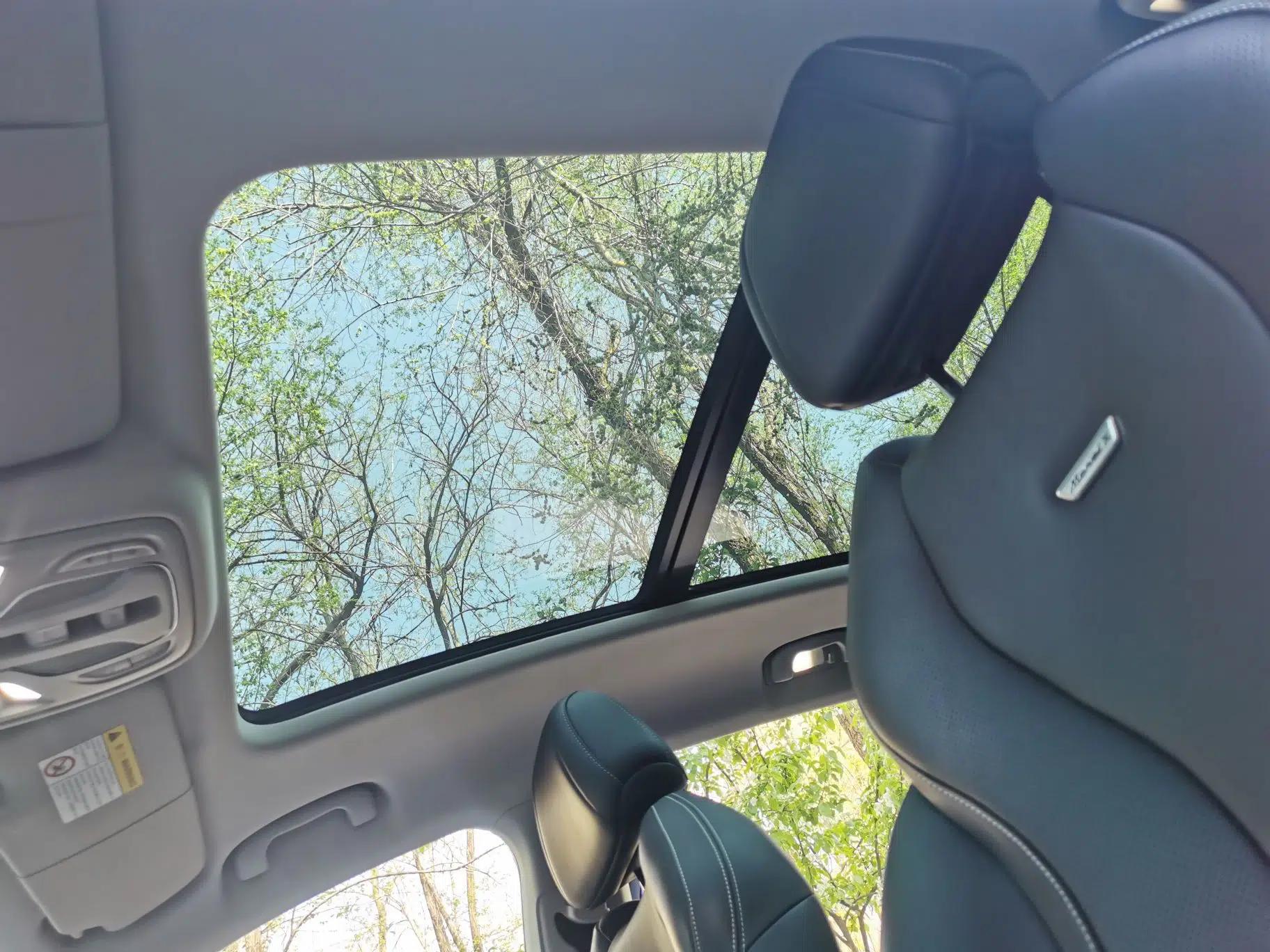 Roewe MARVEL X 2018 Rear-Drive Model — миниатюра 29